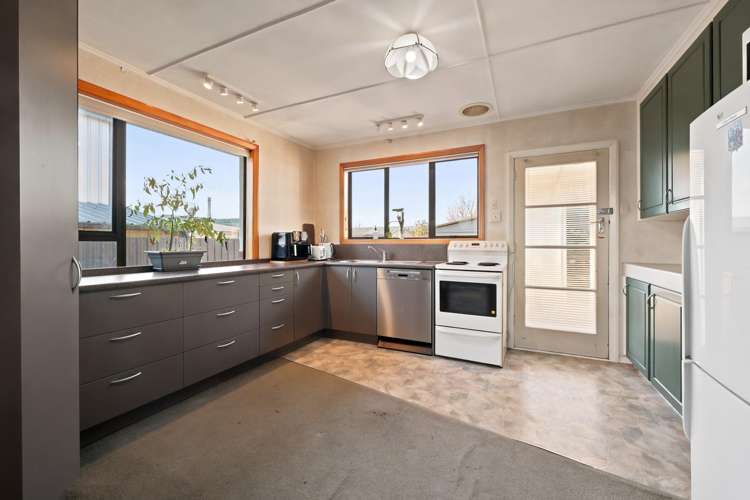 16 Stirling Crescent_5