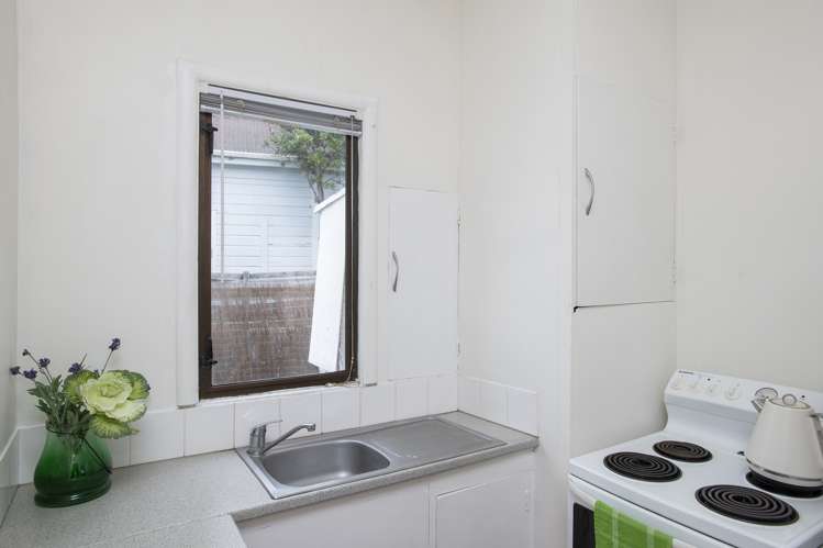 1 Parau Street Kaiti_22