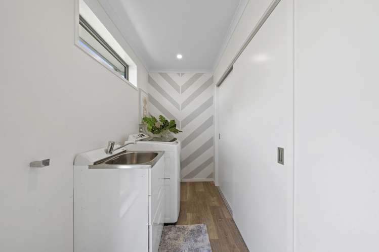 1158 East Coast Road Kaiaua_21