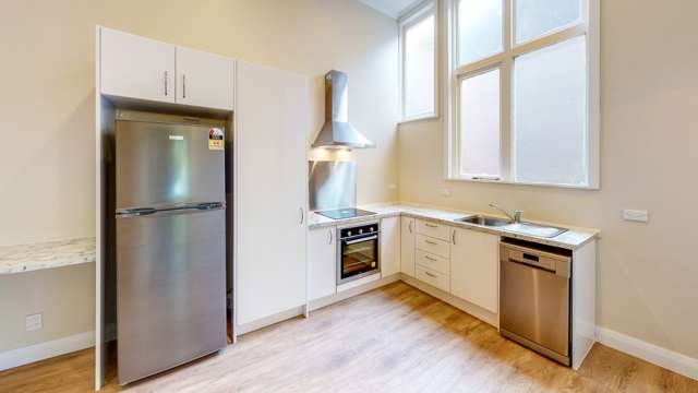 B/Lower/23 Emerson Street 1255_1