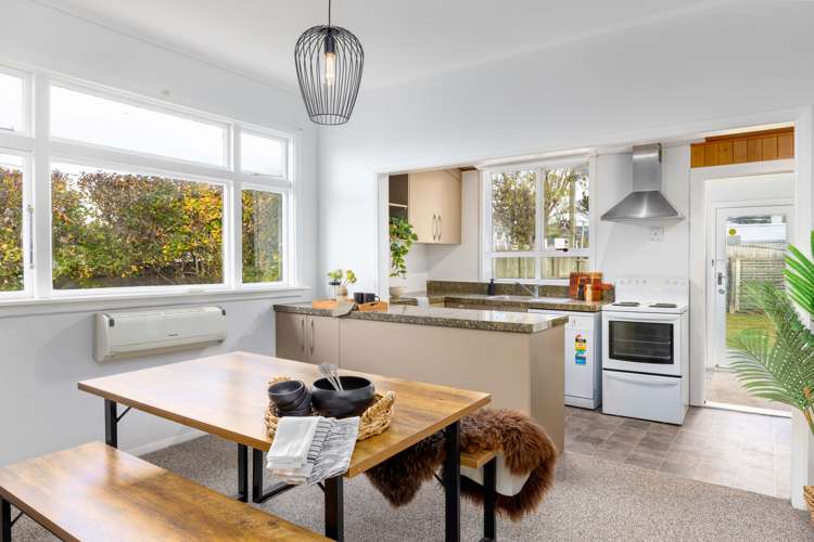 1 Clarendon Terrace Woolston_1