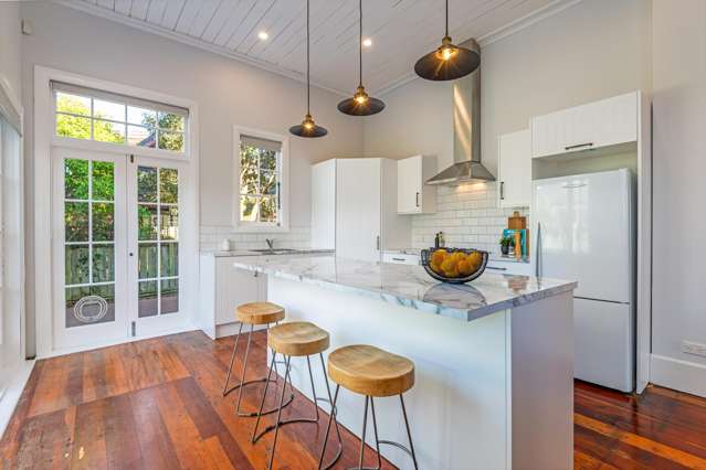 Grand villa - fully refurbished