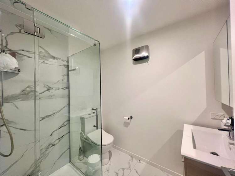 E/1 Hamurana Place Te Atatu Peninsula_8