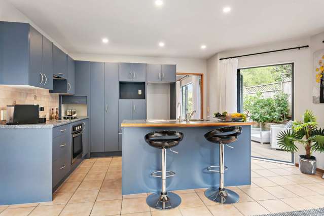 2/7 Jutland Street Mairangi Bay_3