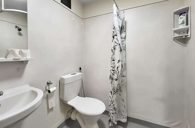 109/12 Martin Square 2185_6
