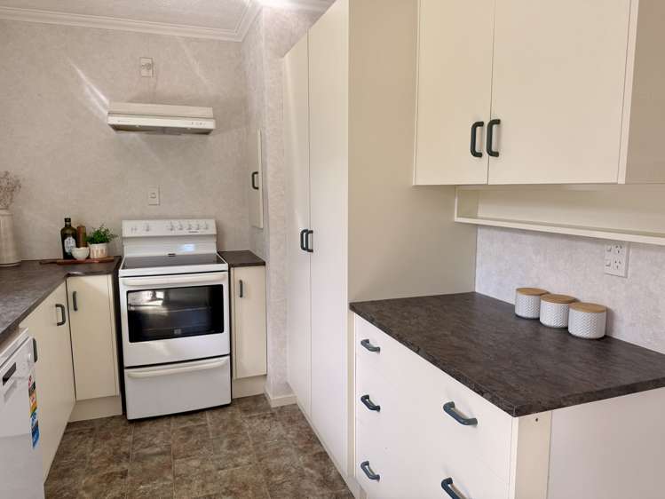 64 Maitland Street Strathern_13