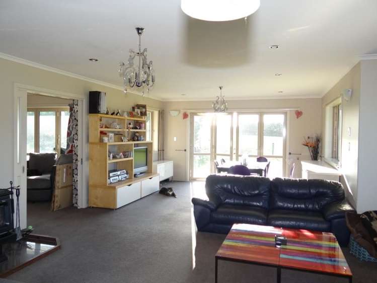 703 Wolffs Road West Eyreton_17