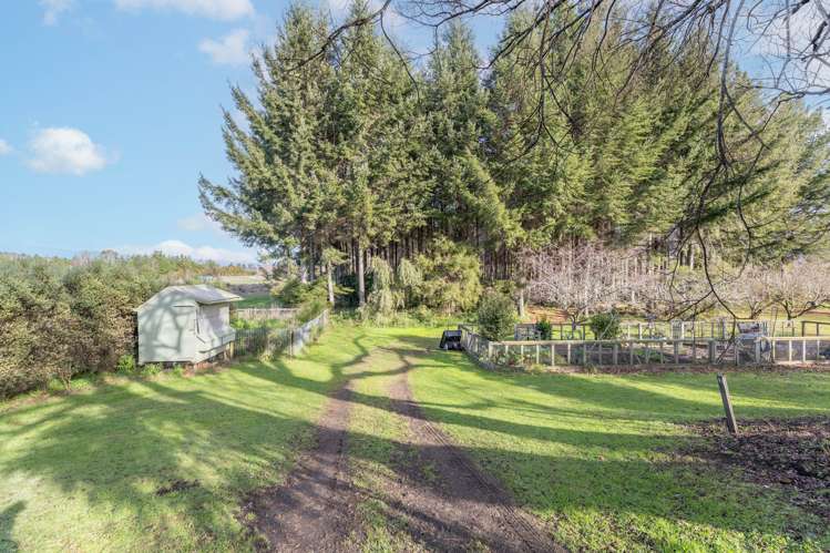 123 Grace Road Turangi_28