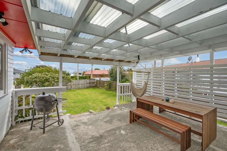 8 Manaia View Road One Tree Point_4