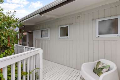 2/37 Ripon Crescent_1