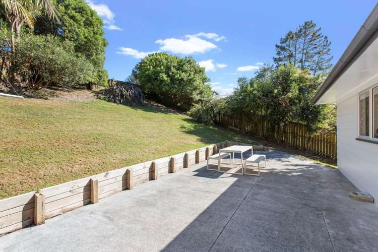 11 Zingaro Place Massey_10