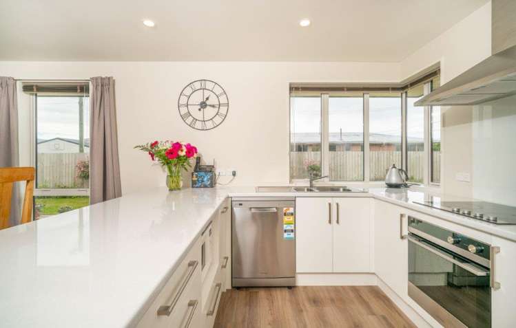 63 Saint Johns Street Woolston_3