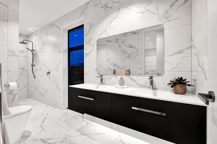 29 Washer Road Omata_28