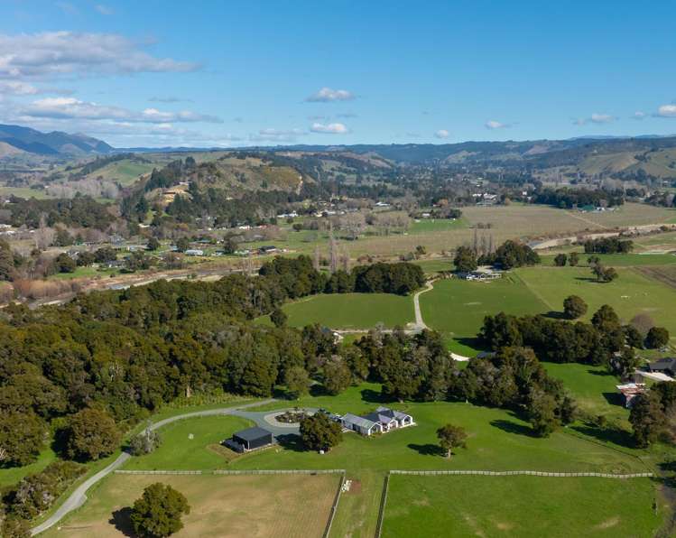 51 Pigeon Valley Road Wakefield_48