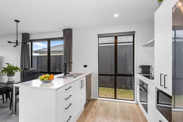 7 Royal Way Rolleston_4