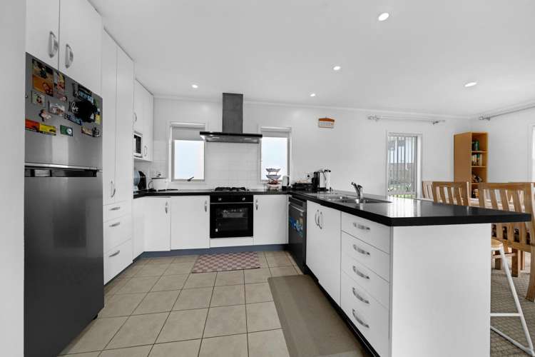 2 Talmar Place Massey_7