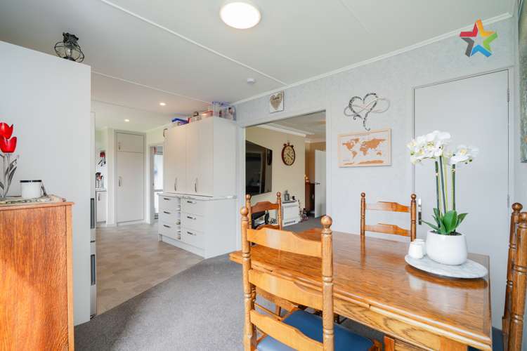 27 Arundel Crescent Strathern_7