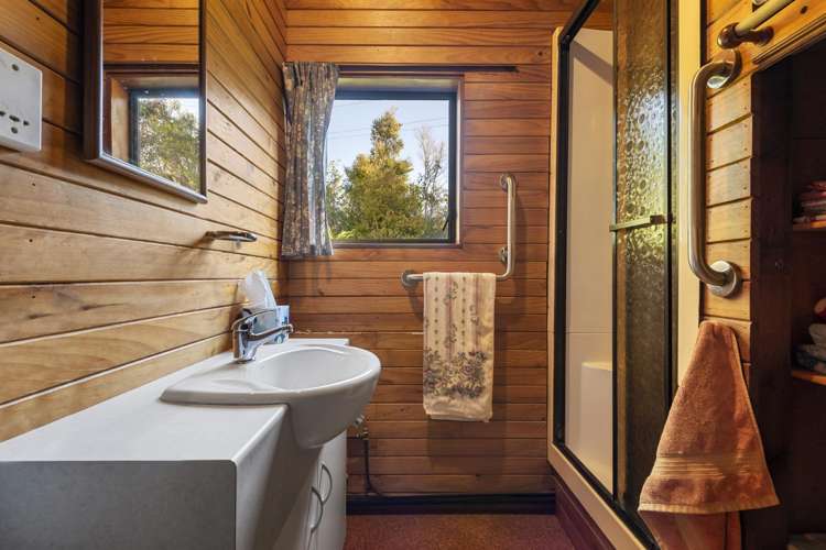 9 Selman Road Dairy Flat_21