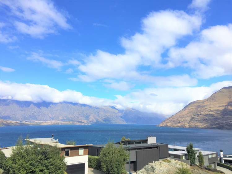 2 Whitbourn Place Fernhill/Sunshine Bay_12