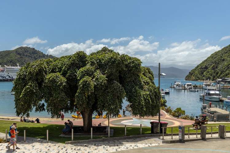 206/6 London Quay Picton_7