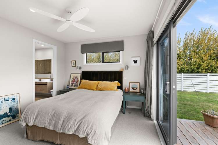 2 Willowbrook Place Clive_11