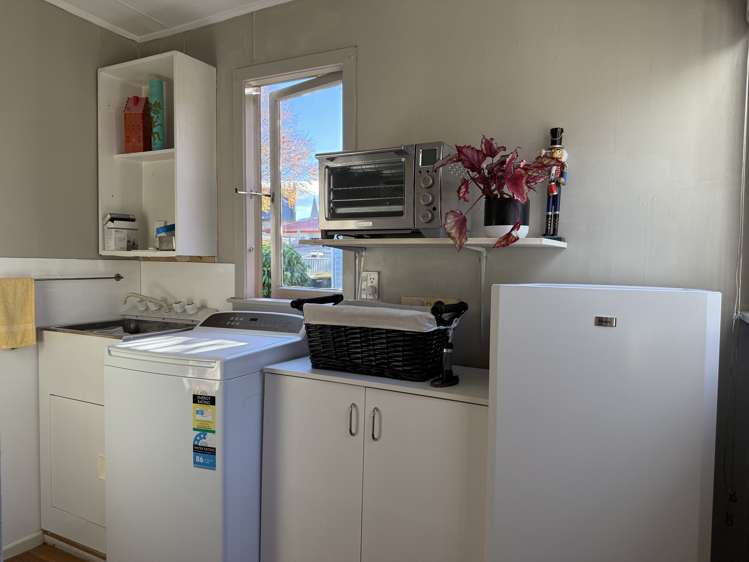 8 Paul Street Waimate_24