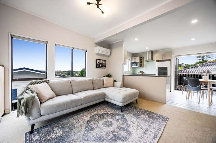 2/5 Witheford Drive_4