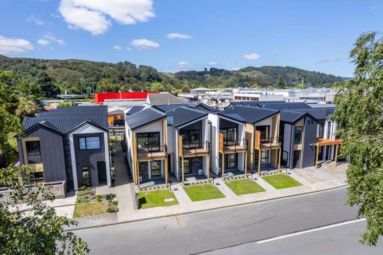 18-20 King Street Upper Hutt Central_23