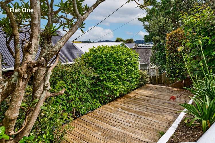 18A Lonsdale Crescent Rongotai_11