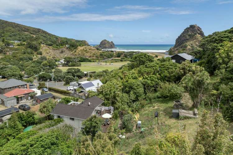 24 Seaview Road Piha_4