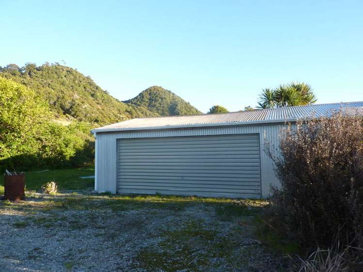 167 Torea Street Granity_24