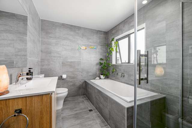 1/4 Edgerton Road Te Atatu Peninsula_2
