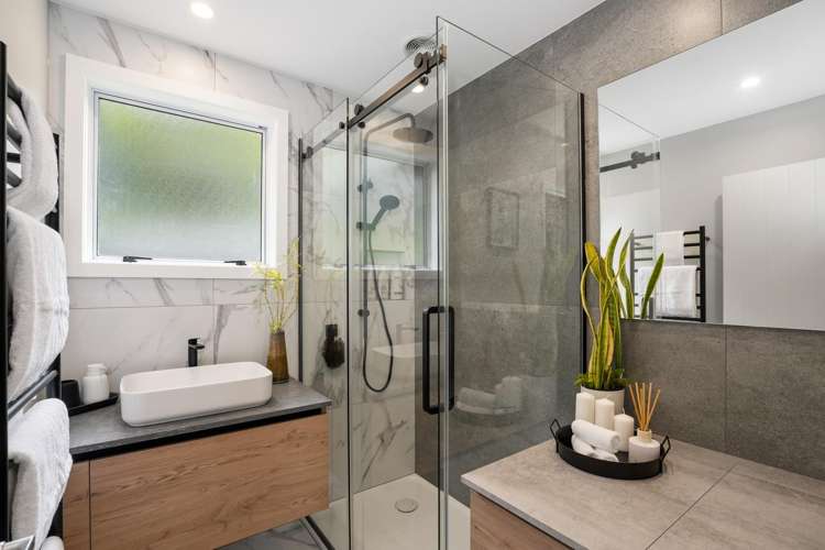 2 Evergreen Place Sunshine Bay_13