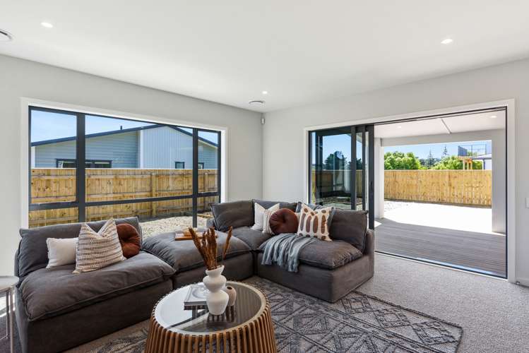 118 The Drive Otaihanga_21