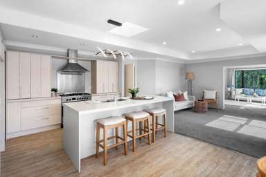 58 Overbury Crescent_4