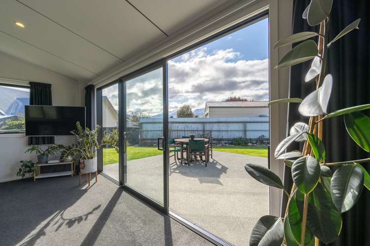 27 Tawera Place Te Anau_8