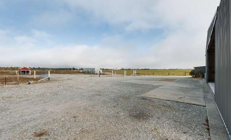 22 Airport Lane Haast_14