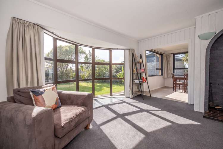 25 Ngahue Crescent Carters Beach_16