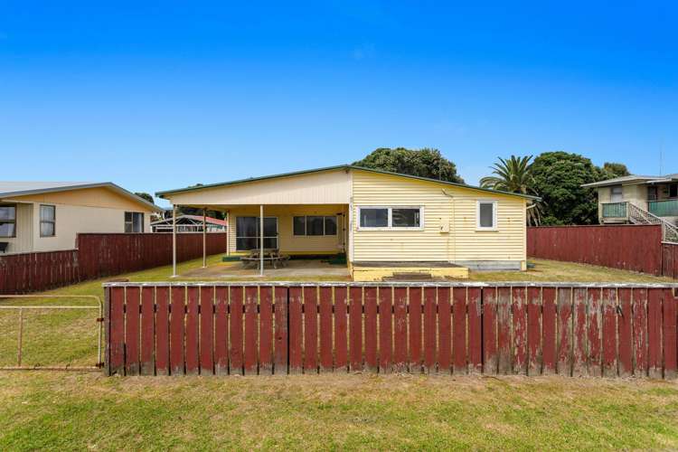 338 Ocean Road Ohope_26