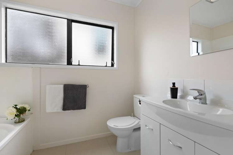 19a Greenock Road Ranui_13