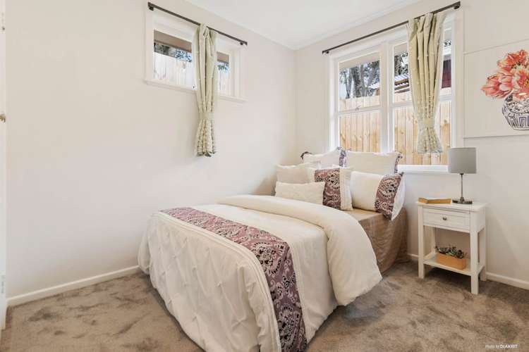 15 Sheridan Drive New Lynn_8