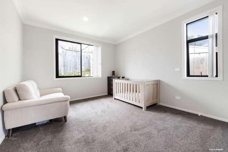 8 Kaimai Avenue Massey_8