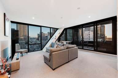 1306/10 Commerce Street_4
