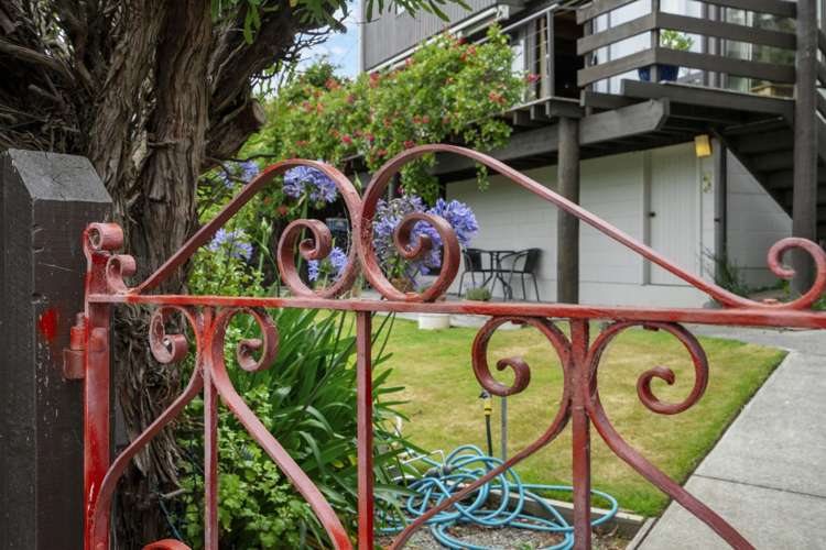 19 Moncks Spur Road Redcliffs_2