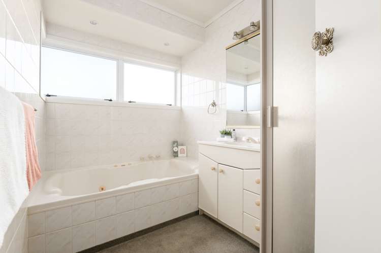 9 Lynwood Place Chedworth_14