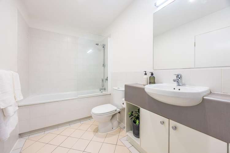 3A/10 Laxon Terrace Remuera_17