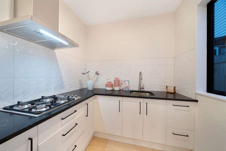 147 Seabrook Avenue New Lynn_9