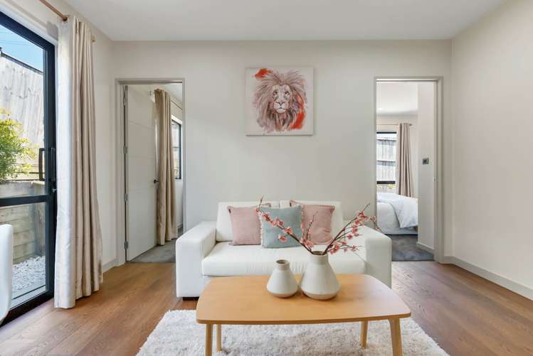 15 Tims Crescent Flat Bush_12