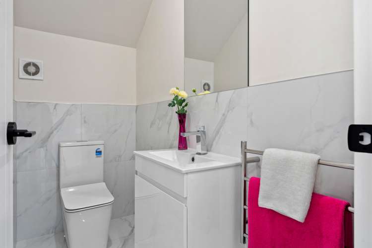 82 Charlestown Drive Flat Bush_6