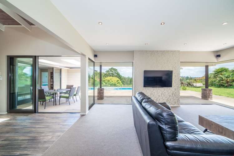 255 Okura River Road Okura_19